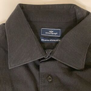 Men’s Dockers very dark Navy blue pinstriped collared shirt